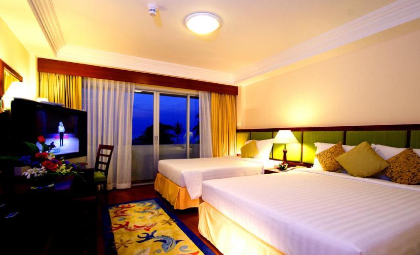 Kalim Resort Patong Exterior foto